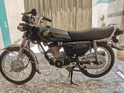 Honda 125 10/10 condition