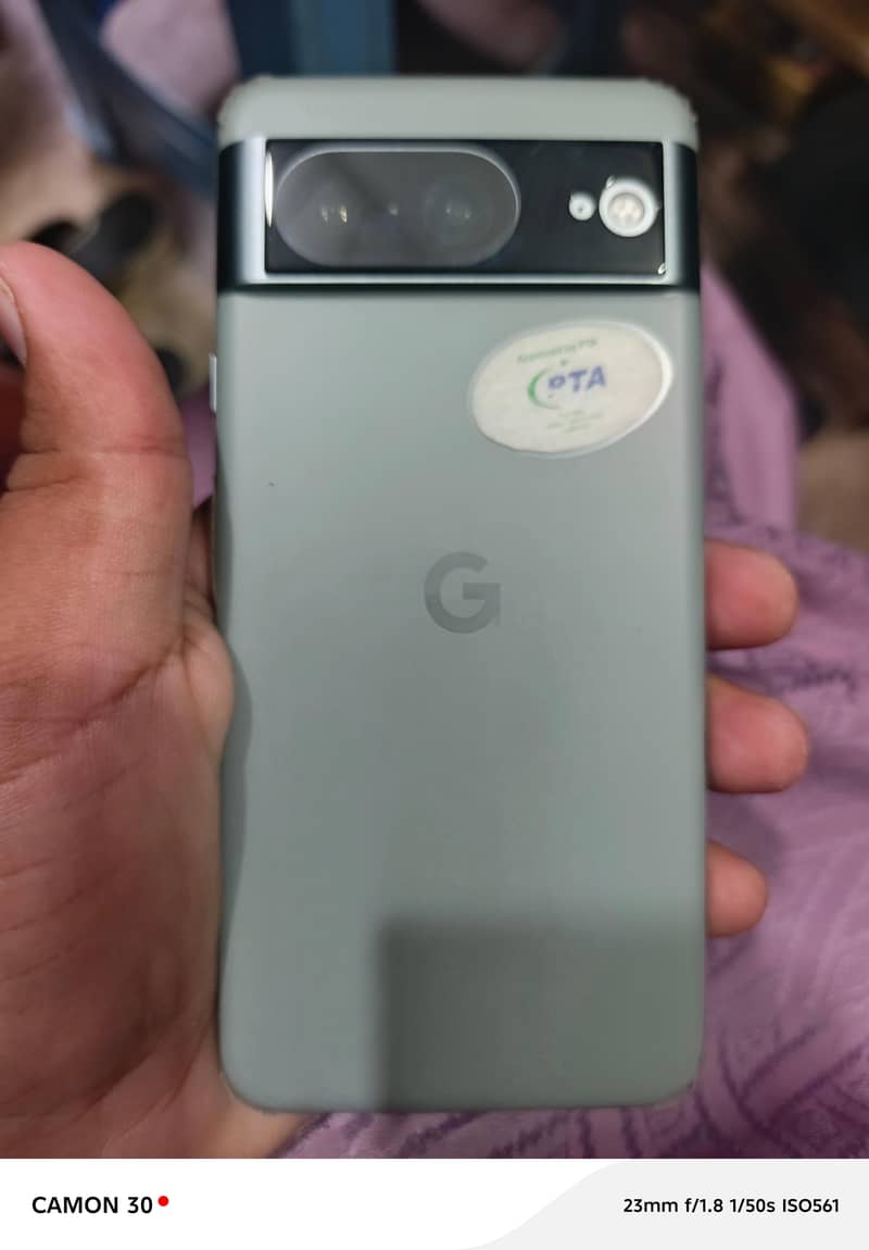 Google Pixel 8 2