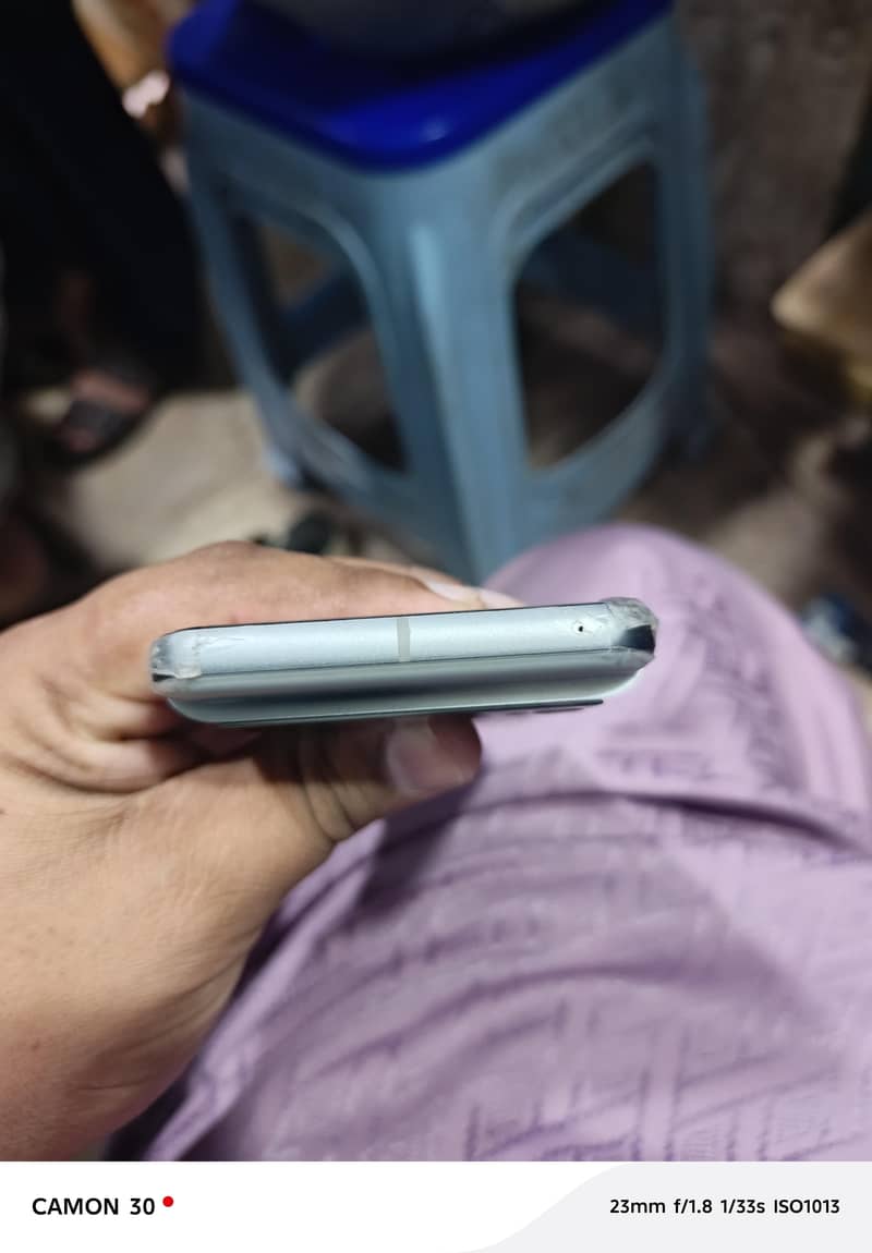 Google Pixel 8 6