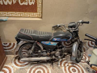 pak hero bike