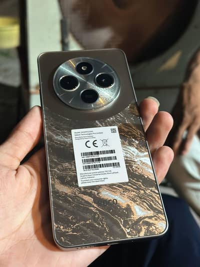 POCO C75
