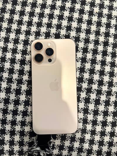 Apple iPhone 16 Pro Max