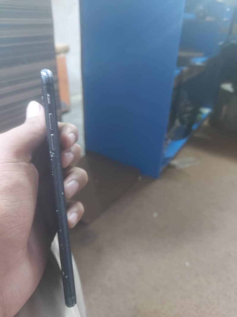 Apple iPhone 7 Plus 2