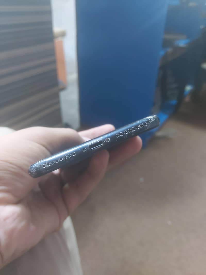 Apple iPhone 7 Plus 3