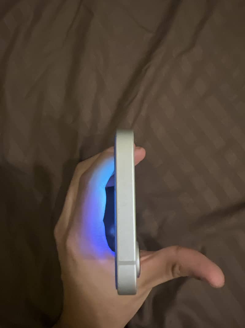 Apple iPhone 17e 5
