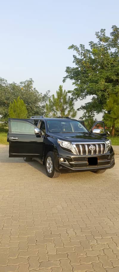 Toyota Land Cruiser 2013