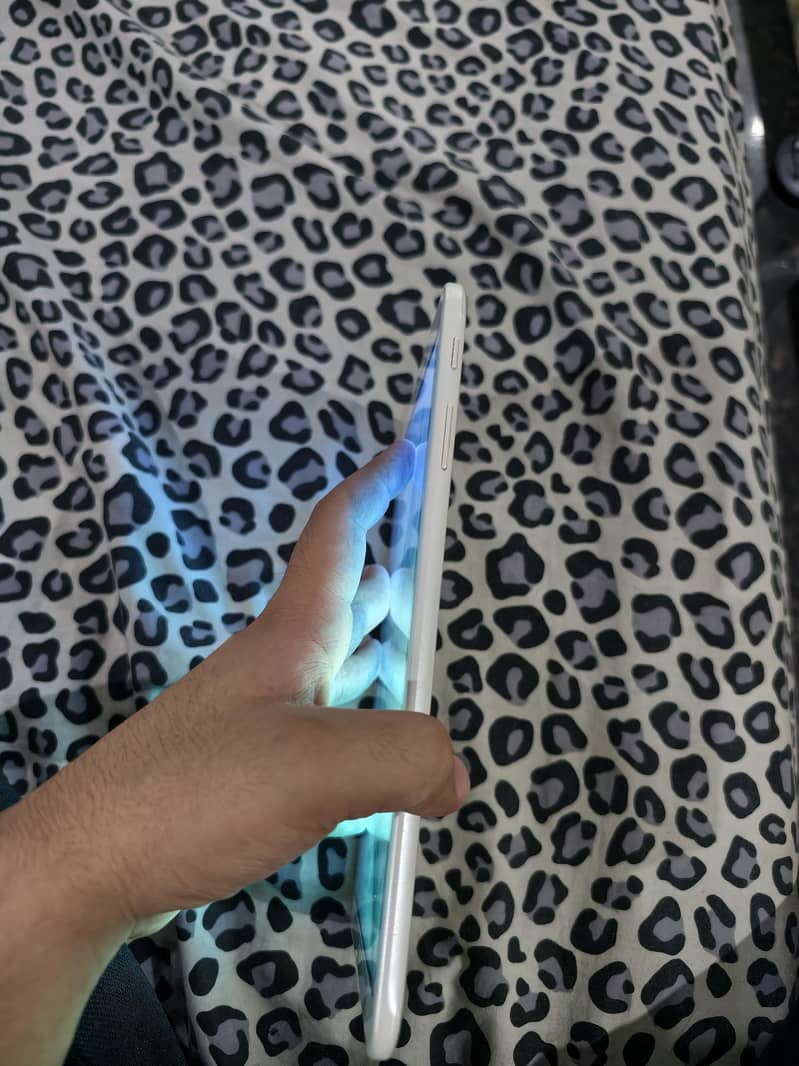 Samsung tab E 3