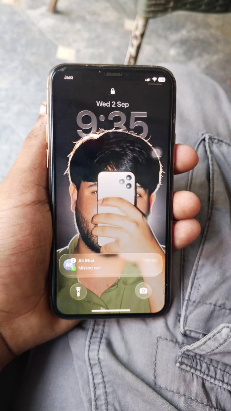 Apple iPhone 11 Pro 3