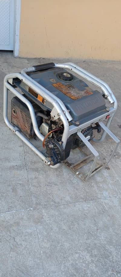 Hyundai Generator output 3.0kw