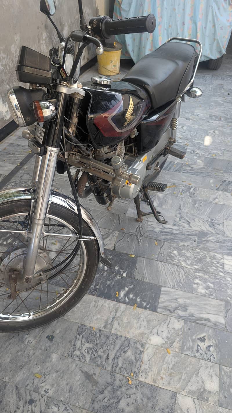 2017 model original condition 3