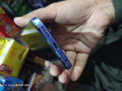 Infinix Hot 60i new h koi msla ni 9 month guarantee all okay phone hom