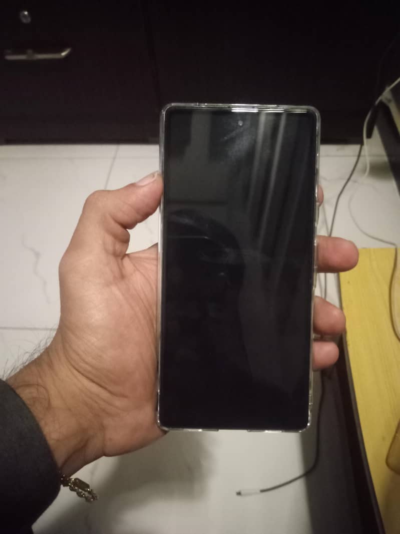 Google Pixel 7a 4