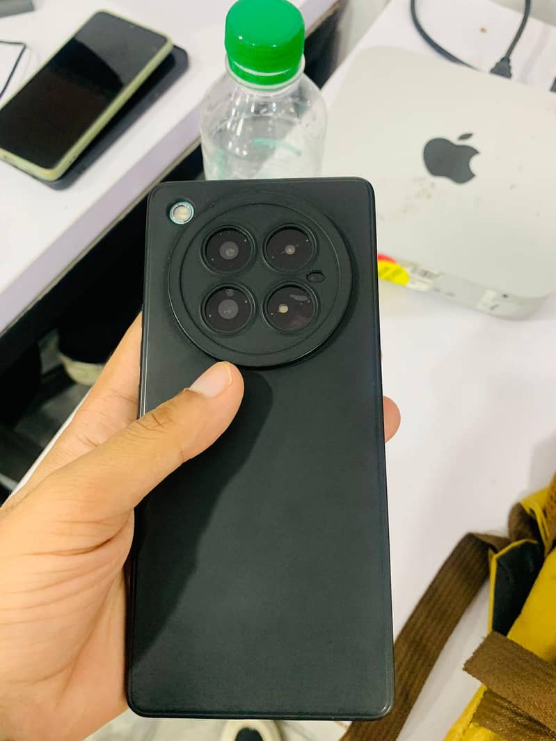 Infinix Zero 40 1