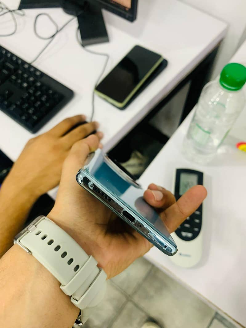 Infinix Zero 40 2