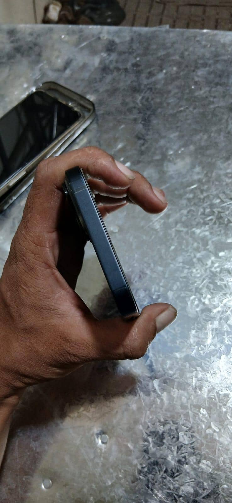 Apple iPhone 14 plus 3