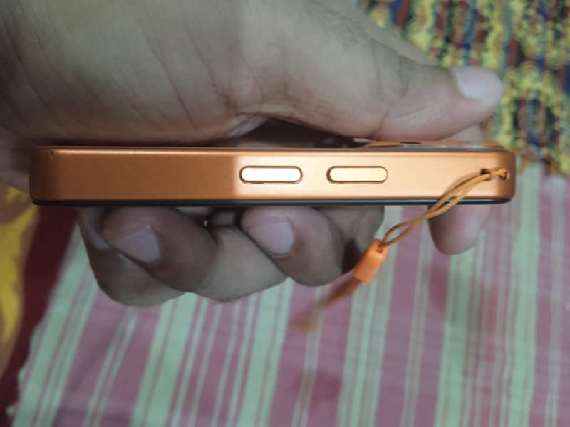 Apple iPhone 17 4