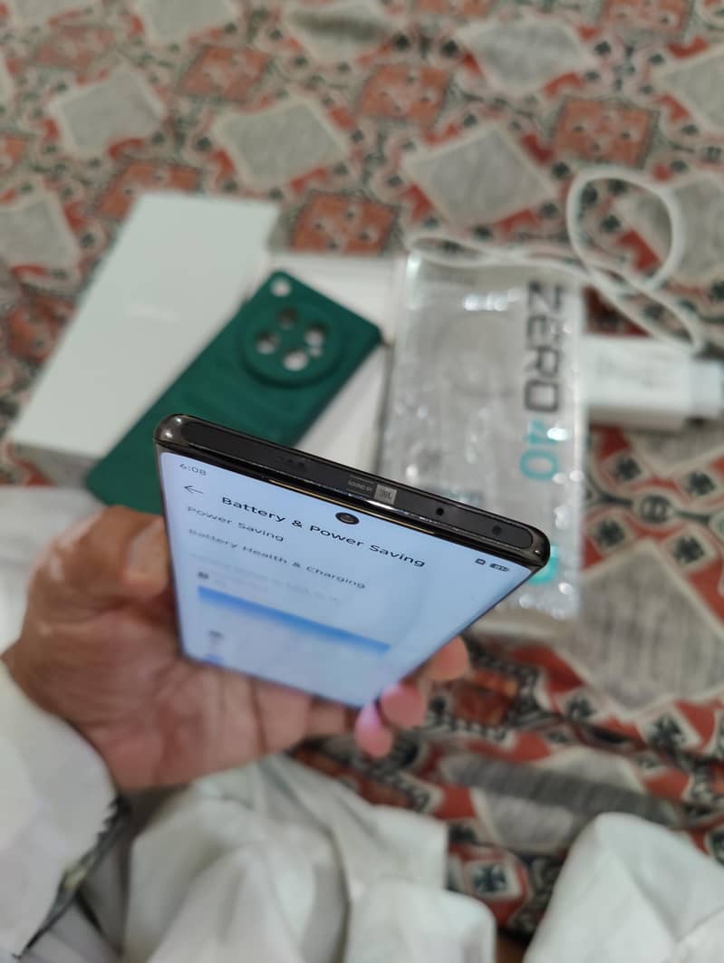 Infinix Zero 40 3