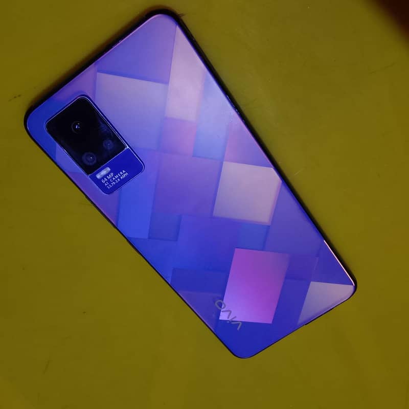 Vivo V21e 3