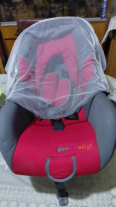 Good baby Carry Cot Slight used
