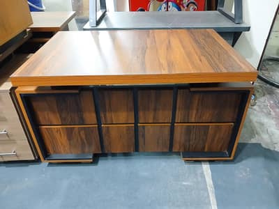 exactive Table manufacturer