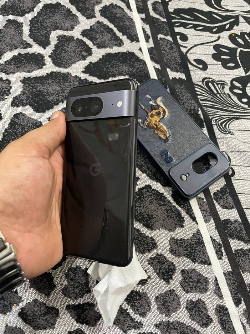 Google Pixel 8 1