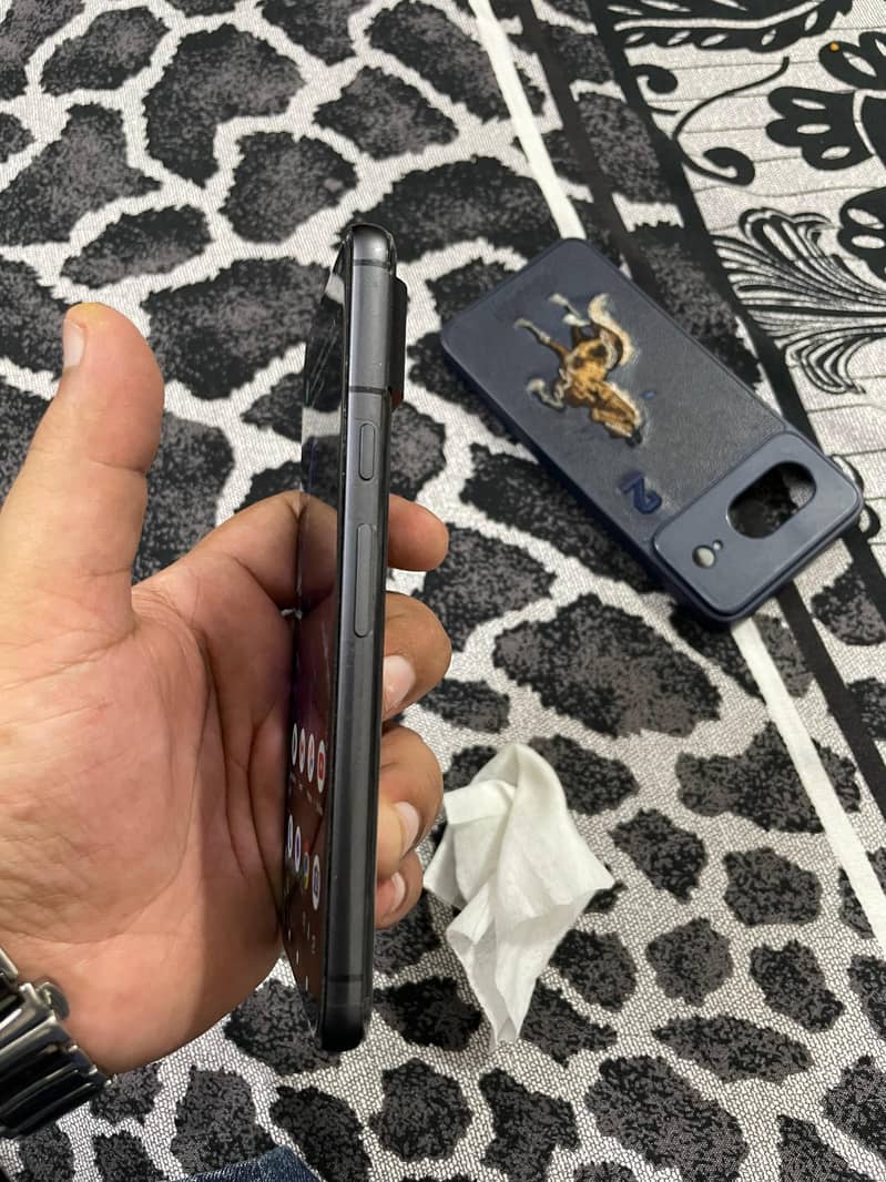 Google Pixel 8 2