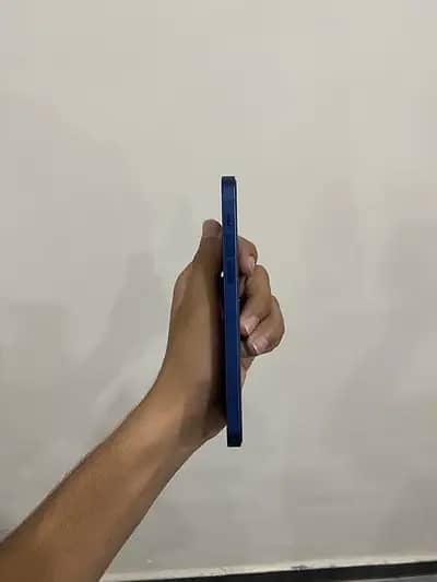 Iphone 12 4