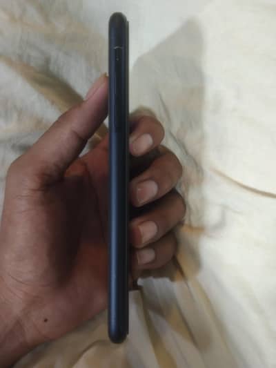 Apple iPhone XR