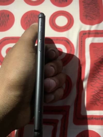 Urgent Apple iPhone 8