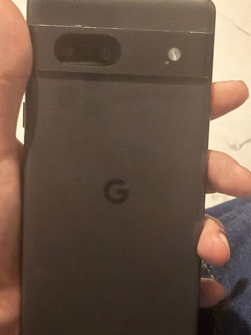 Google pixel 7a 5