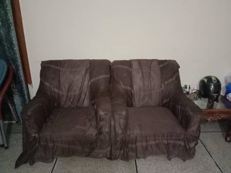 5 seater sofa 0