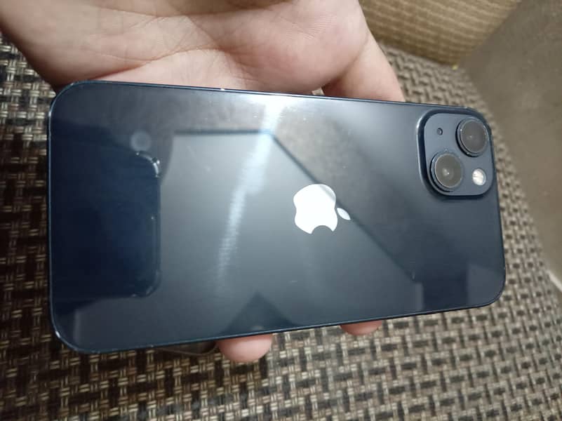 Apple iPhone 13 1
