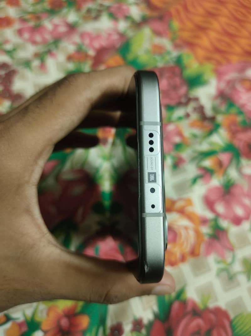 Infinix Note 60 Pro 4