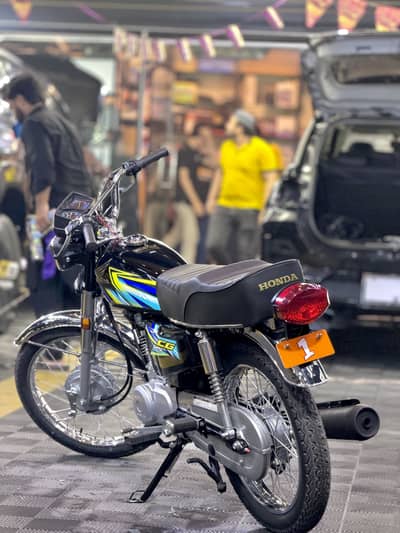 Honda 125 2026 model black colour