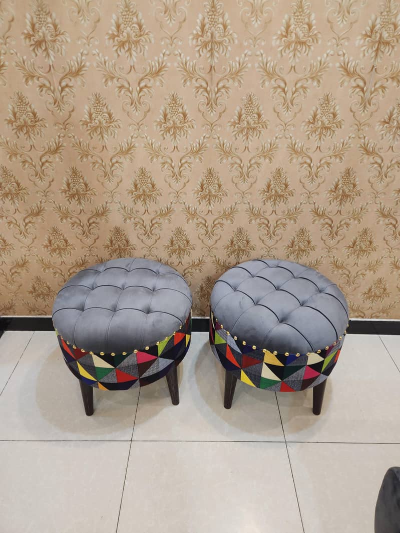 Setty set with Two chairs 3