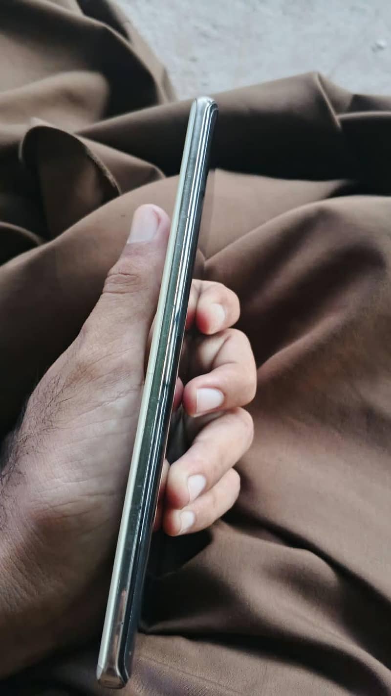 Infinix Zero 30 4