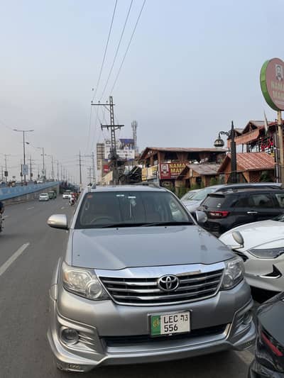 Toyota Fortuner V 2013