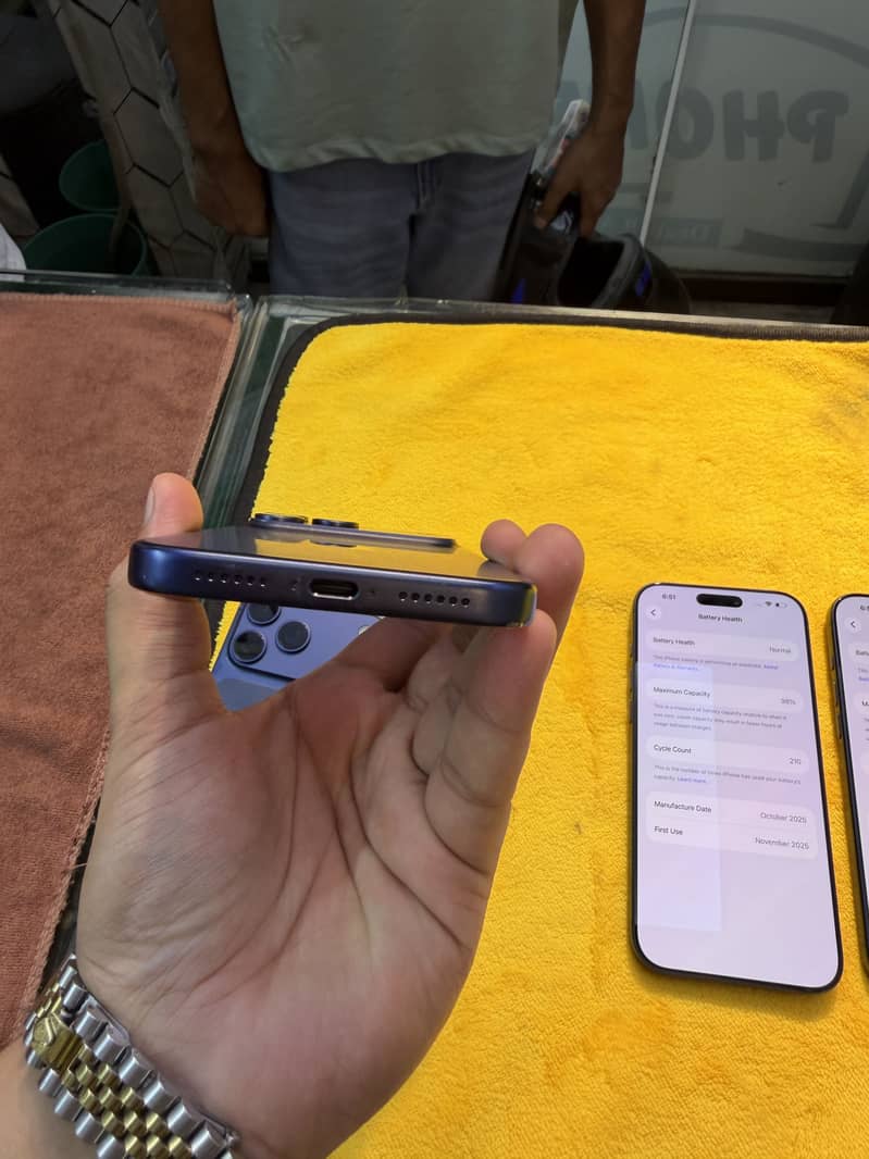 Apple iPhone 17 Pro Max 8