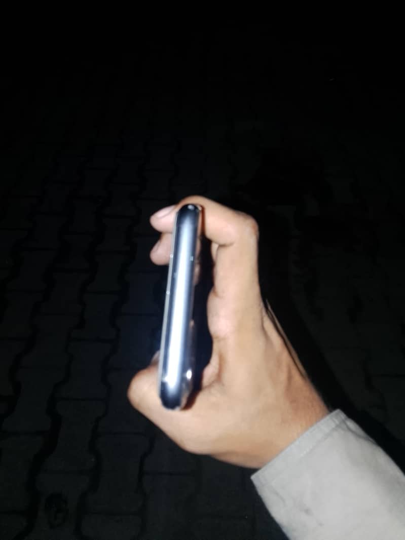 Apple iPhone 11 2
