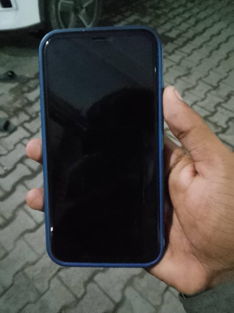 Apple iPhone 11 6