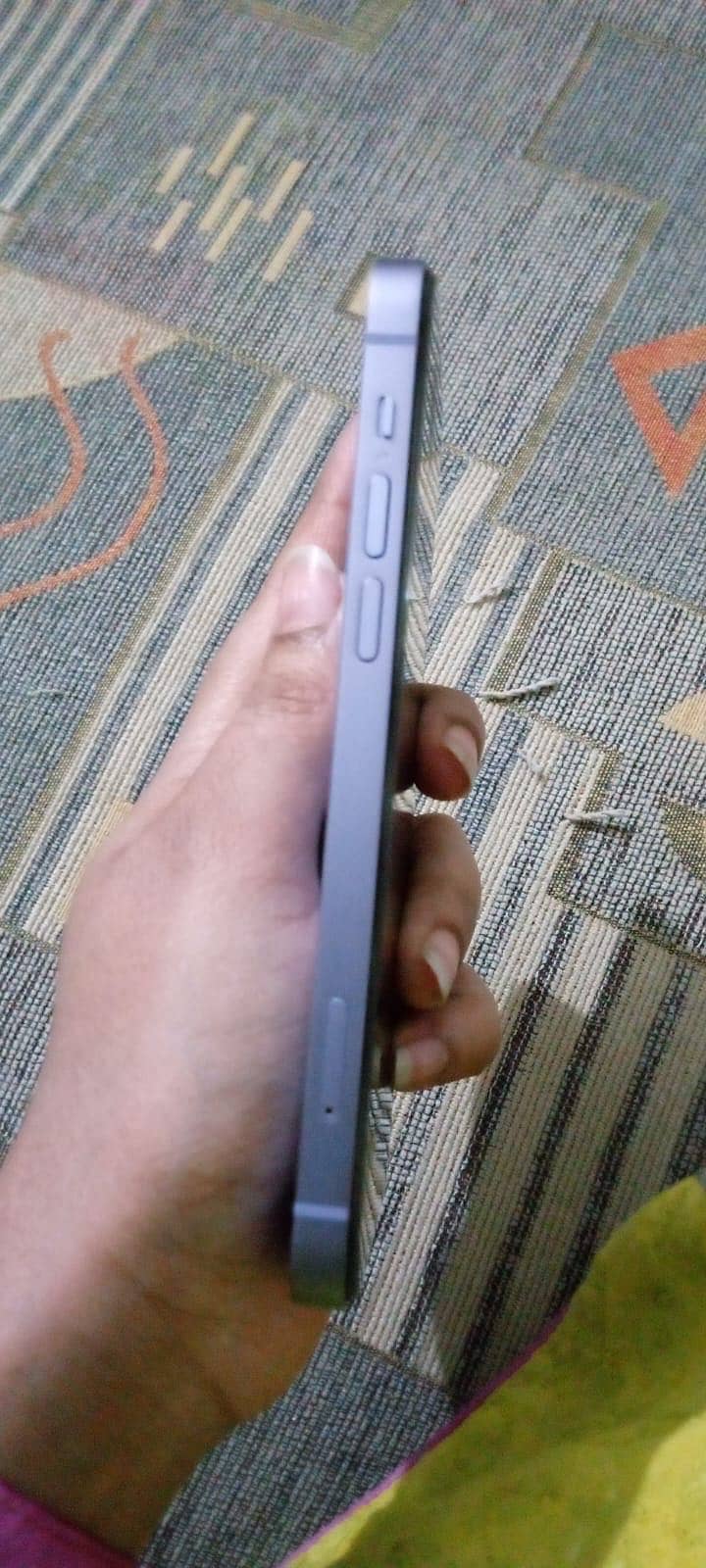 Apple iPhone 12 2