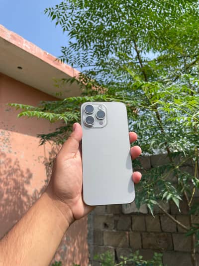 Apple iPhone 15 Pro Max