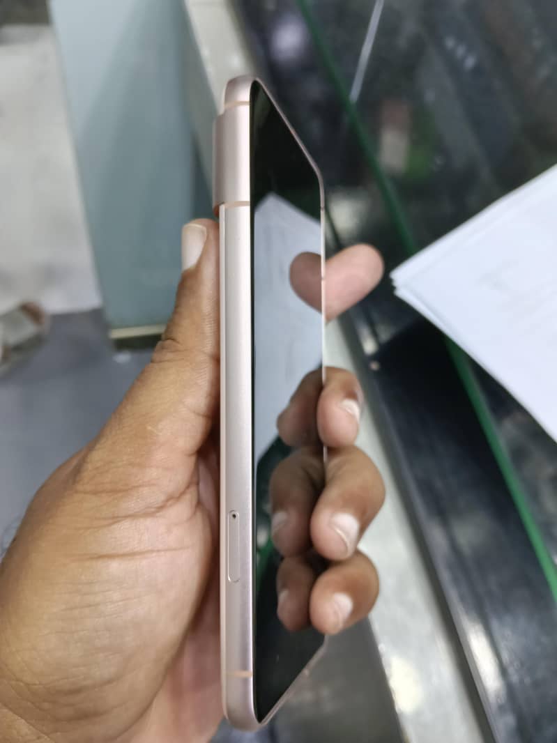 Google Pixel 8 2