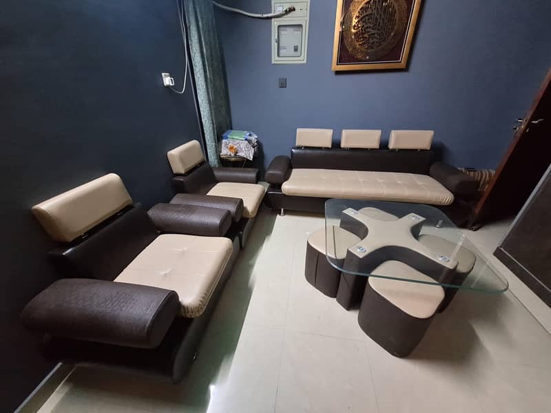 5 seater sofa set. . . 0