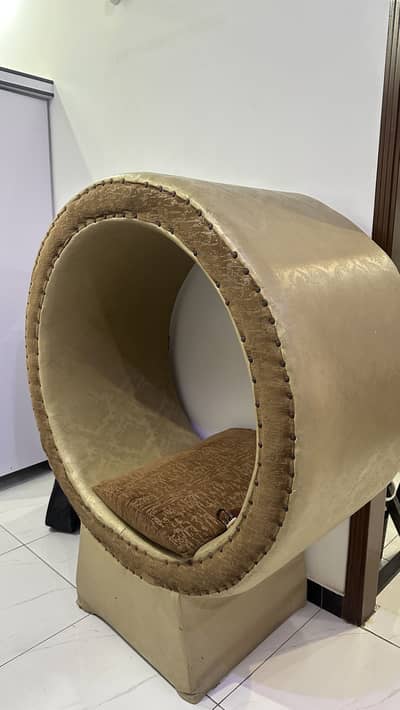 Round sofa