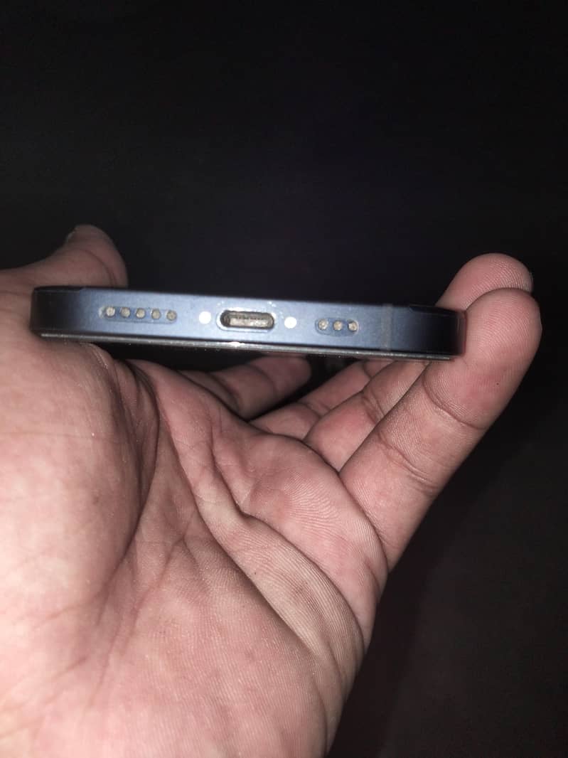 Apple iPhone 12 mini 3