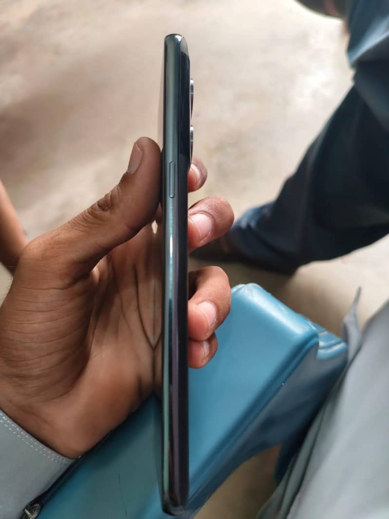 One Plus 10T 3