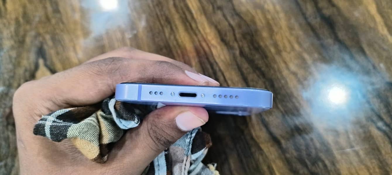 Apple iPhone 12 0