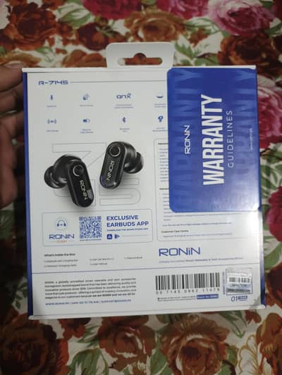 ronin Glaze earbuds r-7145 brand new