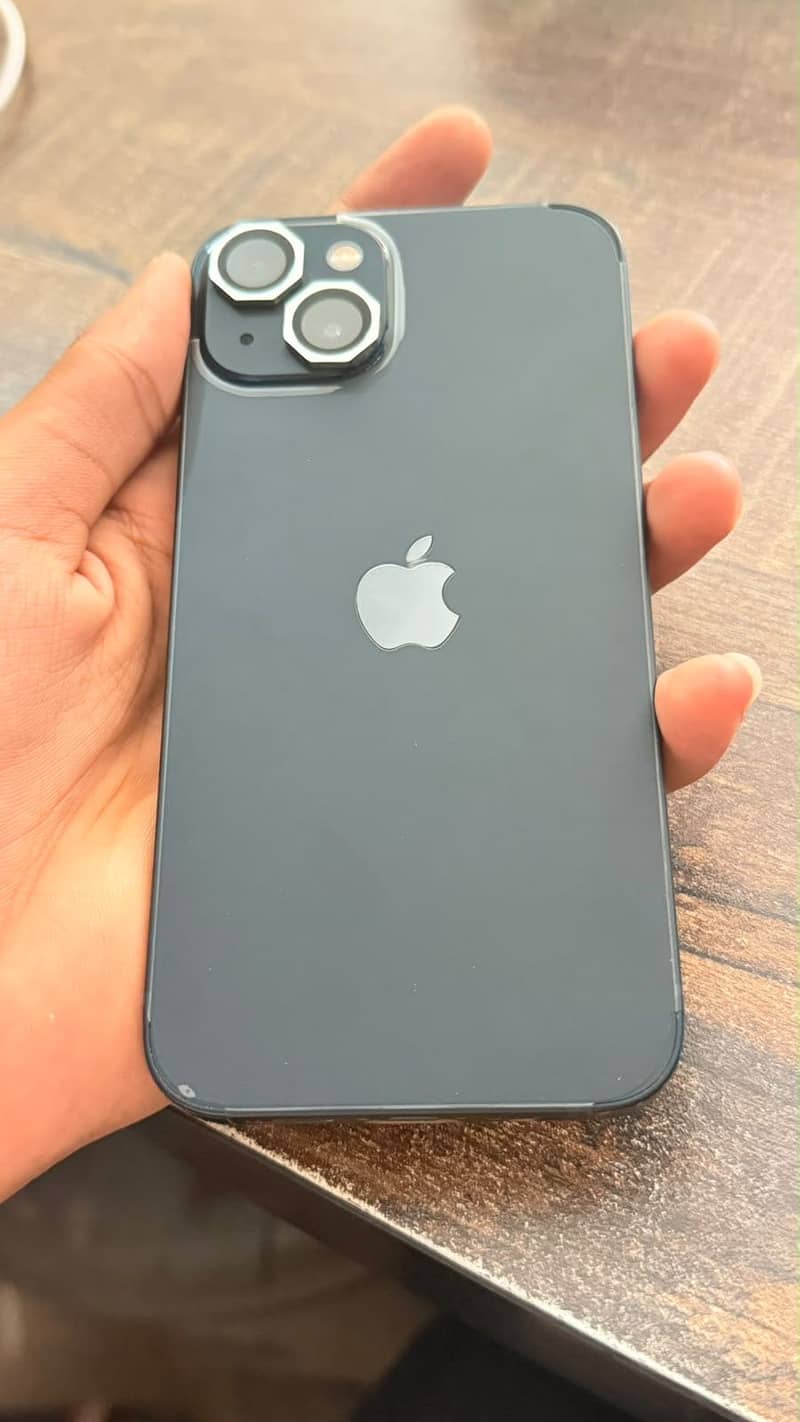 Apple iPhone 13 1